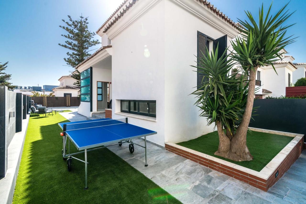 The Jungle Villa - 4Bdr Private Pool/Jacuzzi/Bbq Benalmadena Exterior photo